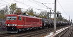 LEG - Leipziger Eisenbahnverkehrsgesellschaft mbH, Leipzig mit ihrer  250 247-4  [NVR-Nummer: 91 80 6155 247-0 D-LEG] und einem Kesselwagenzug f�r Ethanol am 13.04.26 H�he S-Bahnhof