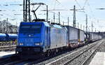 LTE Logistik und Transport GmbH, Graz [A] mit ihrer  186 941  [NVR-Nummer: 91 80 6186 941-1 D-LTE] und einem KLV-Zug Richtung Polen am 15.04.26 H�he Bahnhof Ruhland.