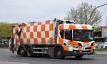 Berlin Recycling GmbH mit einem modernen SCANIA L 320 M�llentsorgungsfahrzeug mit FAUN VARIOPRESS M�llpresse am 13.04.26 Berlin-Marzahn.