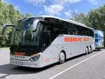 Setra 516 HD von Buck's Reisen aus Deutschland mit Anh�nger in Plau am See.