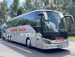 Setra 516 HD von Buck's Reisen aus Deutschland mit Anh�nger in Plau am See.