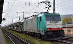 Crossrail Benelux N.V., Antwerpen-Borgerhout [B] mit der geleasten ATLU Lok  'E 186 213' [NVR-Nummer: 91 88 7186 213-5 B-ATLU] und einem PKW-Transportzug (fabrikneue Toyota Modelle) Richtung Falkenberg Elster am 29.10.26 H�he Bahnhof Magdeburg Neustadt.
