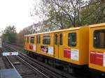 Kleinprofilzug auf der U2 in voller Fahrt, 2006