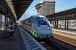 Der zw�lfteilige ICE 4 „Z�richsee“ (Triebzug 9026) der Baureihe 412.0, Deutschlands schnellster Klimasch�tzer, f�hrt als ICE 694 von Stuttgart Hbf �ber Mannheim, Frankfurt(M)Hbf, Erfurt, Leipzig Hbf, Berlin Hbf nach Berlin-Gesundbrunnen,  ...