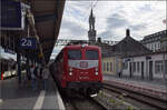 Mehr zu 'Die Seehas-Linie (und ihre Fortsetzung auf die Schwarzwaldbahn) und ihre Vielfalt'. Am Werktag und auch in jener Woche nicht zu sehen, daher von mir die heute Erg�nzung mit dem fahrplanm�ssigen SVG-Zug mit 140 797. 

140 797 der NeSA mit e ...