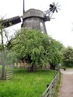 Windm�hle in Berlin-Britz im Sommer 2007