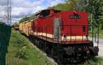 RegioInfraServiceSachsenGmbH  203 843-8  oder 92 80 1203 145-8 D-RIS mit Schweerbau Schleifzug Loram RG 48 II/427 002-7 und Begleitwagen abgestellt in J�bek.