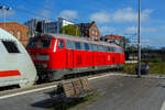 Sie hat am 23 April 2026 den IC 2261 von Rostock Hbf nach Hamburg in den Hauptbahnhof Lübeck gezogen, die 218 322-6 (92 80 1218 322-6 D-DB) der DB Fernverkehr AG. Hier im Hauptbahnhof Lübeck findet ein Fahrtrichtungswechsel statt, so hat si ...