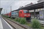 In Friedrichshafen (Stadtbahnhof) wurde der Bahnhof nicht nur elektrifiziert, sondern auch begr�nt...
Die DB 146210-0 ist mit ihrem RE5 4209 von Stuttgart Hbf in Friedrichshafen Stadt angekommen und wendet gleich auf den RE5 4214 nach Stuttgart Hbf. ...