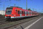 DB/RMV 423 424/924 treft am 30 April 2026 in Neuwied ein.