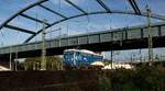 Einfach nur sch�n...die EVB 140 866-5 REV/LD X/17.11.21 kam aus Richtung Hafen an der blauen Br�cke vorbei gefahren. Hamburg 15.10.2026