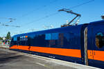 Der futuristisch und sehr modern aussehende „Xoker“, aber doch 30 Jahre alte, ehemalige ICE 2 Triebkopf 402 033-5 (93 80 5402 033-5 D-PROBA) mit dem Steuerwagen 808 033-5 (93 80 5808 033-5 D-PROBA) der Team Projektbahn GmbH (M�nchen), ste ...