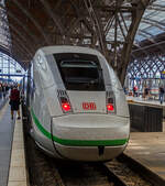 Nun hat der zw�lfteilige ICE 4 „Z�richsee“ (Triebzug 9026) der Baureihe 412.0, Deutschlands schnellster Klimasch�tzer, als ICE 694 von Stuttgart Hbf �ber Mannheim, Frankfurt(M)Hbf, Erfurt, Leipzig Hbf, Berlin Hbf nach Berlin-Gesundbrunnen ...