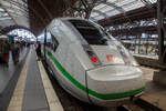 Nun hat der zw�lfteilige ICE 4 „Z�richsee“ (Triebzug 9026) der Baureihe 412.0, Deutschlands schnellster Klimasch�tzer, als ICE 694 von Stuttgart Hbf �ber Mannheim, Frankfurt(M)Hbf, Erfurt, Leipzig Hbf, Berlin Hbf nach Berlin-Gesundbrunnen ...