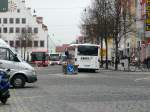 Ein Mercedes-Benz Citaro Bus fuhr am 14.2.11 auf der Oberen Marktstra�e in Neumarkt vorbei