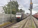 BR 189 201 Beacon Rail mit KLV-Zug durch HH-Bergedorf Richtung B�chen. 28.05.2025