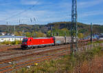 Die 187 181 (91 80 6187 181-3 D-DB) der DB Cargo AG f�hrt am 15 Oktober 2026 mit einem Coilzug durch Betzdorf (Sieg) in Richtung K�ln.