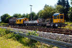 Das Gleisarbeitsfahrzeug „Hummel“ 746 014 (99 80 9110 014-4 D-DBMP), ein Plasser & Theurer GAF auf der MISS-Plattform, der DB InfraGO Netz Instandhaltung, ex DB Netz AG war am 19 Juni 2026 im Bahnhof Herdorf im Einsatz. Hier wurden die Fl ...