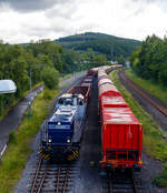 Die zurzeit an die KSW (Kreisbahn Siegen-Wittgenstein) vermietete RBH 806 / 275 806-4 (98 80 0275 806-4 D-RBH), eine MaK G 1206 der RBH - RAG Bahn und Hafen GmbH (Gladbeck), hat am 09 Juni 2026 einige