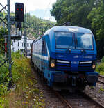 Die an die RTB Cargo (RATH Gruppe/Rurtalbahn) vermietete, SIEMENS Smartron 192 016-4 (91 80 6192 016-4 D-NRail) der Paribus Rail Portfolio III GmbH & Co. KG (Hamburg), eingestellt bei northrail GmbH (Hamburg), f�hrt am 09 Juli 2026 mit einem sehr lan ...