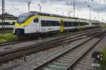 SWEG 563 026 oder 126 steht am Abend von 18 mai 2026 in Offenburg.