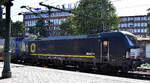 TX Logistik AG, Troisdorf [D] mit der geleasten BRCE Vectron  X4 E - 879  [NVR-Nummer: 91 80 6193 879-4 D-DISPO] und einem Containerzug Richtung Hamburger Hafen am 14.08.26 H�he Bahnhof