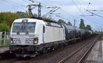 ITL - Eisenbahngesellschaft mbH, Dresden [D] mit ihrer immer noch wei�en? Vectron  193 617   [NVR-Nummer: 91 80 6193 617-8 D-ITL] und einem Kesselwagenzug (f�r Kerosin) am 05.09.26 H�he Bahnhof