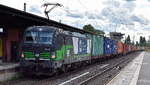 WLC - Wiener Lokalbahnen Cargo GmbH, Wien [A]  mit der geleasten ELL Vectron  193 238  [NVR-Nummer: 91 80 6193 238-3 D-ELOC] und einem Containerzug Richtung Hamburg am 18.09.26 Durchfahrt Bahnhof