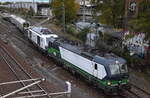 Interessanter �berf�hrungszug mit der Leasing ELL Vectron   193 511  [NVR-Nummer: 91 80 6193 511-3 D-ELOC] wahrscheinlich kurzfristig f�r RailAdventure  mit der Vectron Dual Lok von  Siemens Mobility