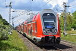 DB Regio AG - Region Nordost, Fahrzeugnutzer: Regionalbereich Mecklenburg-Vorpommern, Schwerin mit ihrem Twindexx Vario '445 004' (NVR: '91 80 0445 004-8 D-DB......') als RE5 nach Berlin Hbf. am 11.06.26 Einfahrt Bahnhof Berlin-Hohensch�nhausen (baus ...