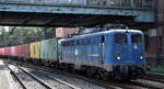Eisenbahngesellschaft Potsdam mbH, Potsdam (EGP) mit ihrer  140 857-4  (NVR:  91 80 6140 857-4 D-EGP ) und einem Containerzug Richtung Hamburger Hafen am 10.08.26 H�he Bahnhof Hamburg-Harburg.