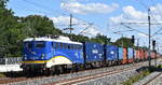 Eisenbahnen und Verkehrsbetriebe Elbe-Weser GmbH, Zeven mit ihrer '140 866-5' (NVR: '91 80 6140 866-5 D-EVB') und einem Containerzug Richtung Hamburger Hafen am 25.08.26 H�he Bahnhof Gl�wen.