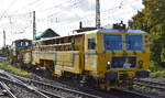 DB Bahnbau Gruppe GmbH, Berlin [D] mit ihrer Zweischwellenstopfmaschine Plasser & Theurer 09-32 CSM  GSM 731 , Name:  Ghosttrain  ( D-DB  99 80 9436 002-2 ) + P&T SSP 110 SW  SSP 110 D  ( D-DB 99 80
