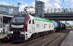 LEG - Leipziger Eisenbahnverkehrsgesellschaft mbH, Leipzig [D] mit der geleasten ELP Eurodual Lok '2159 228-6' [NVR-Nummer: 90 80 2159 228-6 D-ELP] und einem Kesselwagenzug am 01.09.26 Durchfahrt Bahnhof Berlin-Hohensch�nhausen.