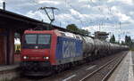 SBB Cargo International AG, Olten [CH] mit der geleasten  NRFAB - Nordic Re-Finance AB Lok  482 007-2  [NVR-Nummer: 91 85 4482 007-2 CH-NRFAB] und einem Kesselwagenzug Richtung Hamburg am 18.09.26