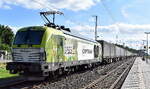 ITL - Eisenbahngesellschaft mbH, Dresden [D]  mit ihrer Vectron Dual Lok '248 008-5' [NVR-Nummer: 90 80 2248 008-5 D-ITL] und KLV-Zug f�r VW am 14.09.26 Durchfahrt Bahnhof Elsterwerda.