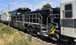 Die Kennung 90 80 1120 002-4 (oder 1120 002-4) ist eine Europ�ische Fahrzeugnummer (NVR) f�r eine Vossloh Modula BDD Zweimodus-Lokomotive, die in Deutschland eingesetzt wird Diese spezielle vierachsige G�terzuglokomotive wurde in China gebaut, nach D ...