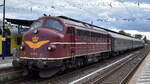 Cargo Logistik Rail-Service mit ihrer NoHAB  My 1151  (NVR:  92 80 1227 009-8 D-CLR )  mit drei ehemaligen DB Museumspersonenwagen des Verein zur F�rderung des Eisenbahnmuseums Vienenburg e.V.