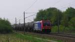 482 037-9 der SBB Cargo kam ebenfalls durch Satzkorn mit Kesselwagen Richtung Priort. Viele Gr��e an die beiden auf der Lok! 29.04.2011