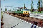 Die PKP EU07 ist mit ihrem Regionalzug 8732 in Kostrzyn auf der Fahrt von Stargrad nach Zagen.