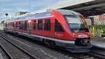648 337-3 (95 80 0 648 337-3 D-DB) 648 837-2 (95 80 0648 837-2 D-DB) wartet mit ihrem RB 43 in Magdeburg Hauptbahnhof.