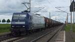 145 028-7	(91 80 6145 028-7 D-DB) [Wolf Starkes Team sucht Kolegen (m/w)] durchf�hrt mit einem Kesselzug denn Bahnhof Ovelg�nne.