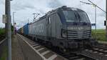 370 024-9	(91 51 5370 024-9 PL-PKPC) durchf�hrt mit Containerzug denn Bahnhof Ovelg�nne.