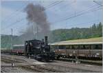 Die E 3/3 853 (UIC 90 85 0008 573-3) der  Emmentalbahn  rangiert im Bahnhof von Bahnhof von Sumiswald-Gr�nen.