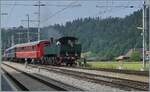 Zum traditionellen Gotthelf M�rit von Sumiswald erreicht der seit einigen Jahren zur Tradition geworden OeBB Extrazug von Balsthal sein Ziel Sumiswald Gr�nen.