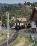 L'aventure ferroviaire de l'Oberland Bernois / Das Bahnabenteuer des Berner Oberlands - ich �berlegte eine Weile, wo ich auf der MOB Strecke die MOB FZe 6/6 2002 mit ihrem Riviera Belle Epoque Zug von