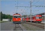 In Le Noiremont steht die CJ Gem 2/2 522 und rechts im Bild der CJ Regionalzug nach Tavannes. 

16. Juni 2024  