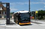 (289'592) - PostAuto Bern - BE 671'256/PID 12'310 - eMercedes am 11. Juli 2026 beim Bahnhof Spiez