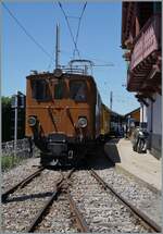 Festival Suisse de la vapeur / Schweizer Dampffestival 2026 - Die RhB Berninabahn Ge 4/4 81 der Blonay Chamby Bahn ist in Chamby angekommen und wird in K�rze nach Chaulin weiterfahren. 

24. Mai 2026