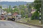 Blonay - das Signal zeigt dem Blonay Chamby Bahn Zug nach MONTREUX Freie Fahrt, das  L'aventure ferroviaire de l'Oberland Bernois  /  Das Bahnabenteuer des Berner Oberlands  des diesj�hrigen